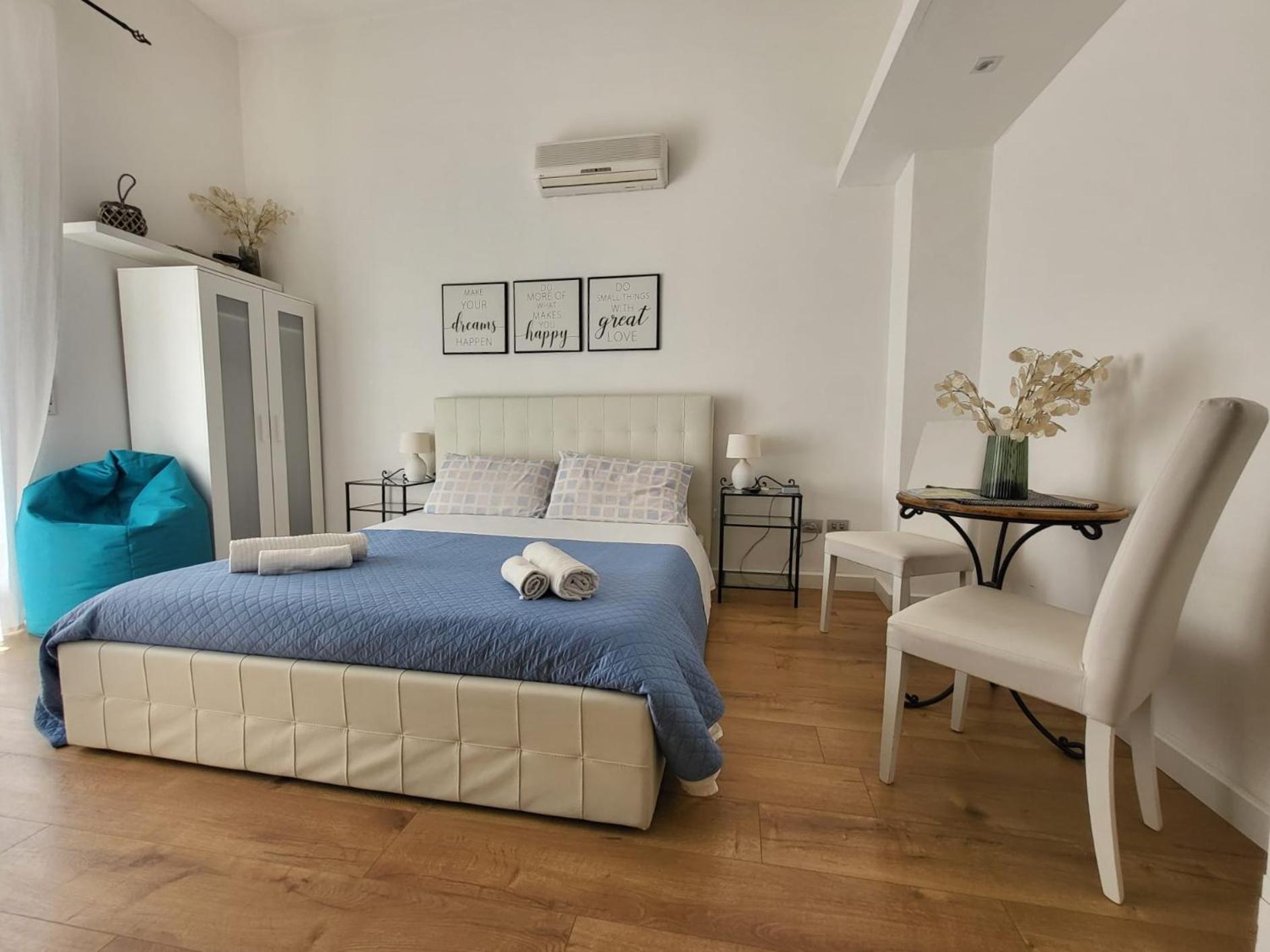 Living Cagliari Exterior foto
